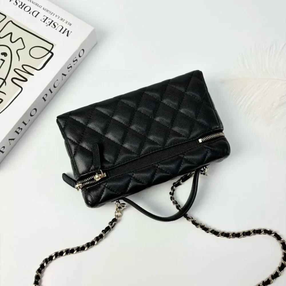 Chanel Women Pre-Loved Bag Very Good Condition